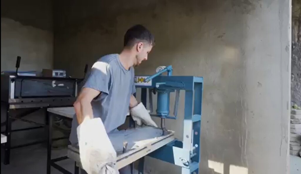 Recycle 10t of Plastics & Support Entrepreneurs