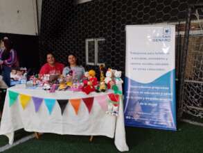 Fair organized by Mujeres 2000