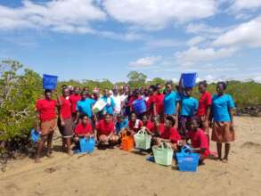 Group photo of students at the mangrove planting