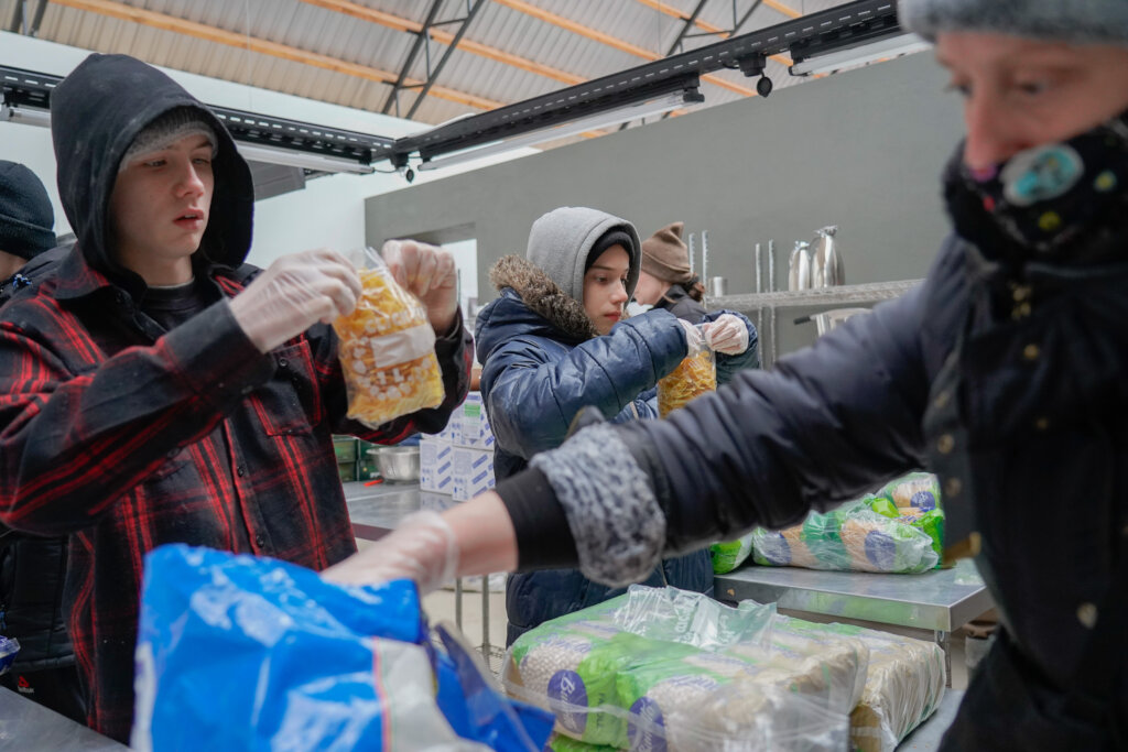 Help us help refugees from Ukraine