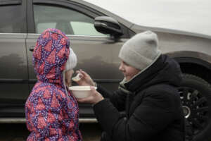 Mealtime at Medyka border crossing in Poland