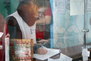 Cash assistance for  IDPs (c)Caritas Ukraine