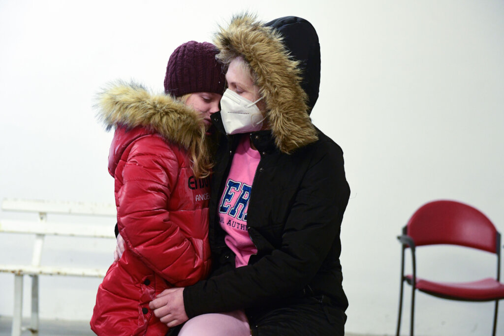 Help Ukrainian refugees