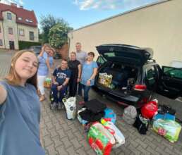PAY IT FORWARD - Igor and his family