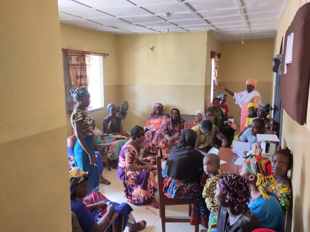 Support 90 micro-entrepreneurs in Sierra Leone