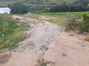 Gradual sloping of hump in both directions