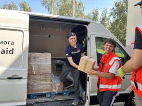 Delivering Food Hampers in Ukraine
