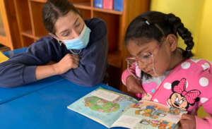 Practising reading with a volunteer