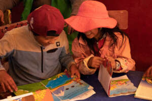 Kids enjoyin the books