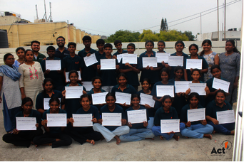 Proud receivers of their certificates