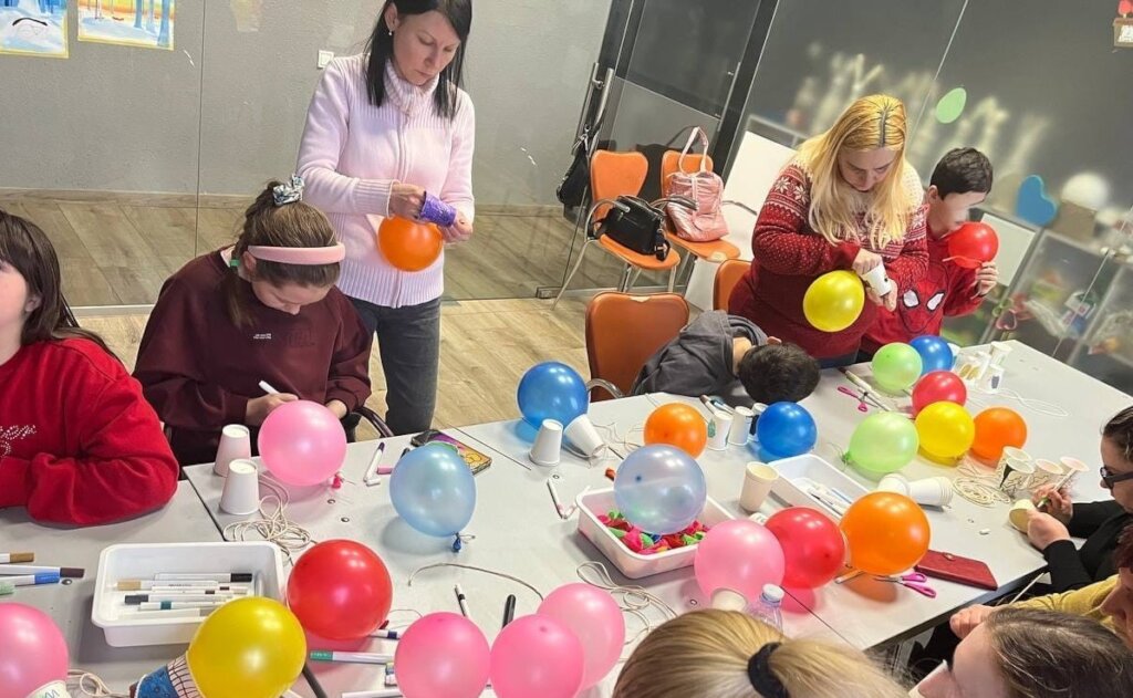 HELP UKRAINE - Humanitarian relief in Chernivtsi