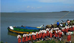 Girls from grades 4 and 5 on their trip to Rusinga