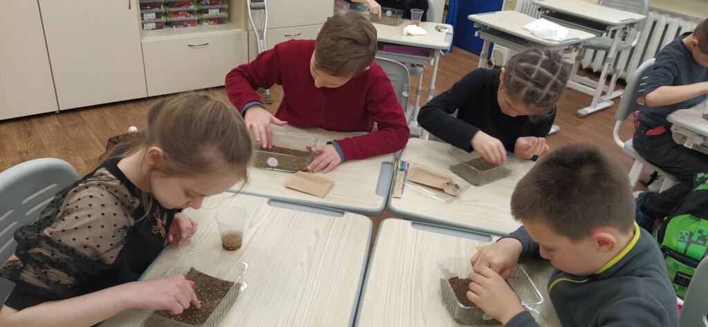 Resiliency Gardens for Ukrainian Refugees and IDPs