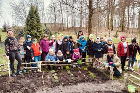 Resiliency Gardens for Ukrainian Refugees and IDPs