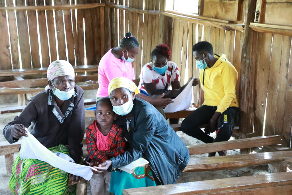 500 reusable sanitary kits with support workshops