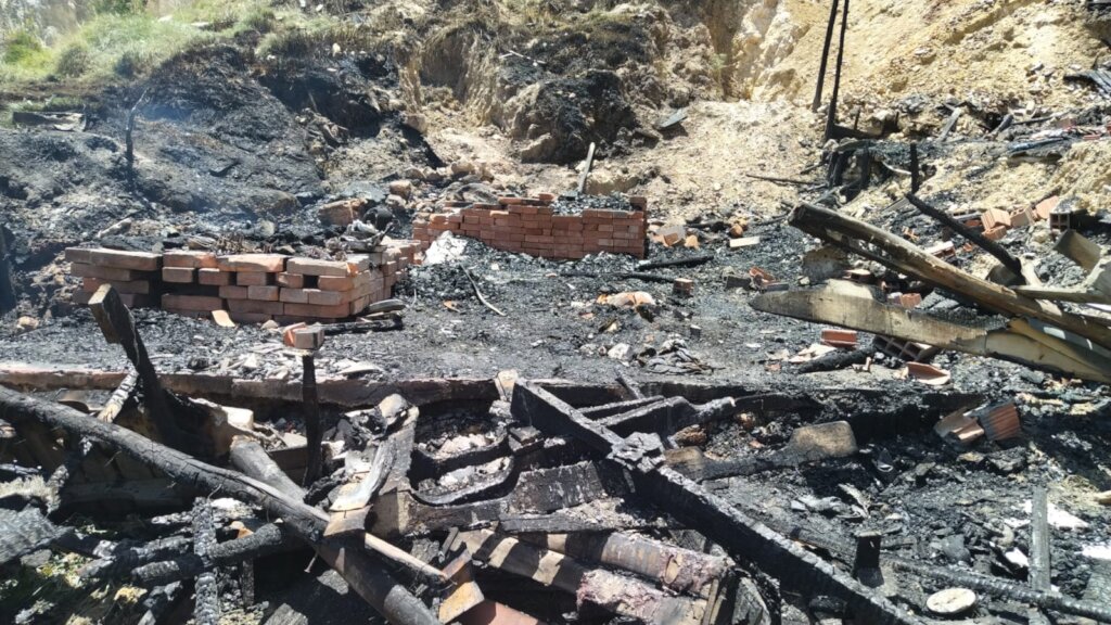 Emergency relief for 5 families left homeless