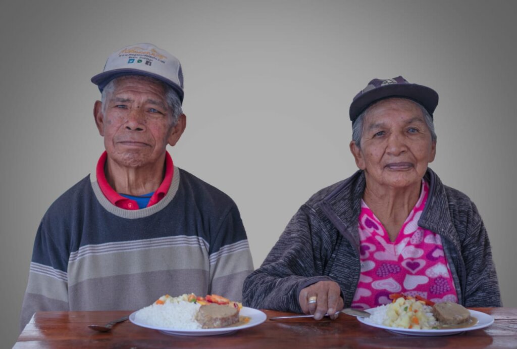 HELP NINOS DE MARIA FEED ELDERS AND CHILDREN IN EC