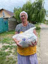 Humanitarian aid delivered to people in Andriivka