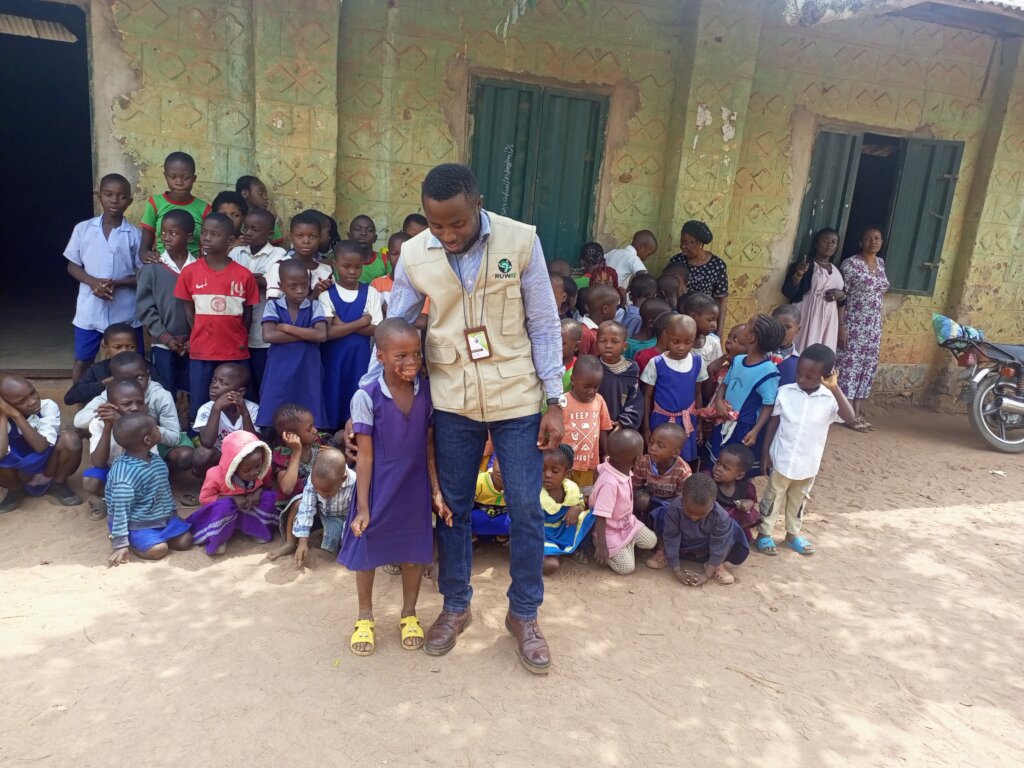 HELP REBUILD A RURAL NIGERIAN SCHOOL