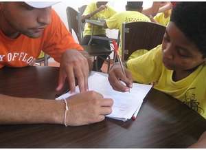 Mentoring displaced youth for success in Colombia