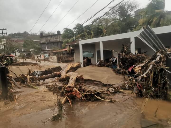 Aid for the recovery of the Oaxacan coast