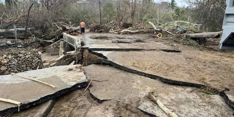 Reactivation at Oaxaca after hurricane Agatha