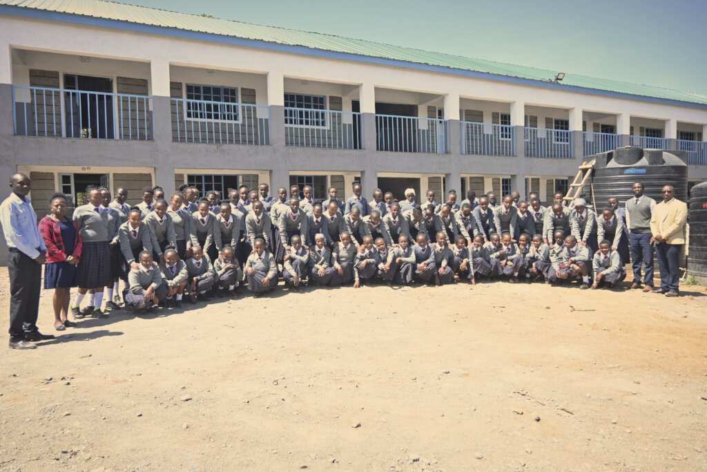 Healthy Minds, Healthy Lives-600 Girls in Kenya