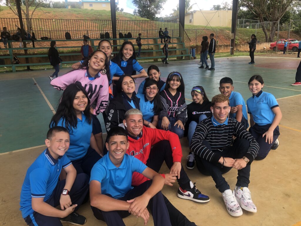 Help PR Montessori public school transformation