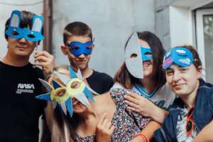 Ukrainian children learn through art in Moldova