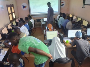 Teaching computer skills at the Diapalante Centre