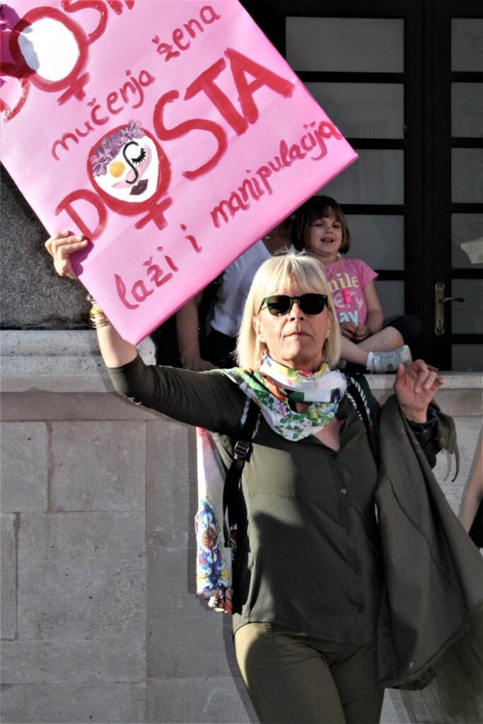 Safe housing for women victims of violence