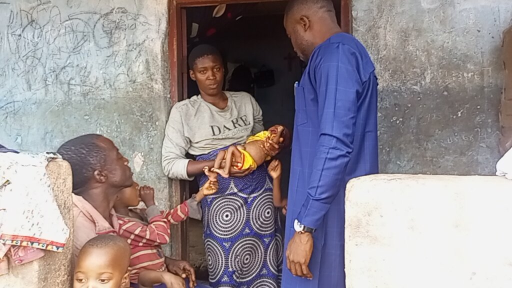 URGENT HELP FOR A MALNOURISHED AND SICK BABY