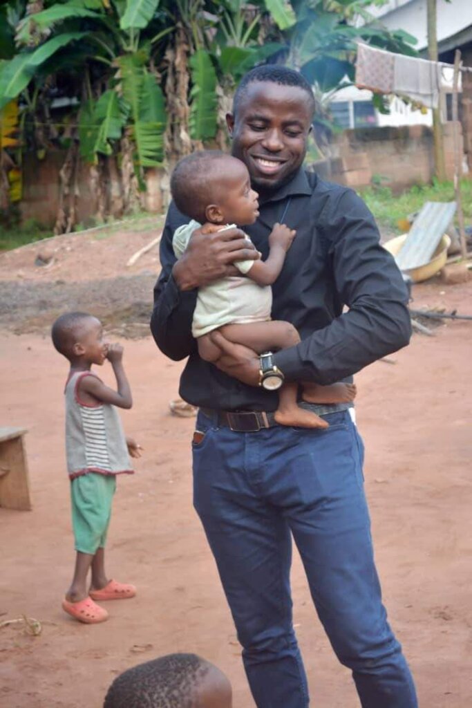 URGENT HELP FOR A MALNOURISHED AND SICK BABY