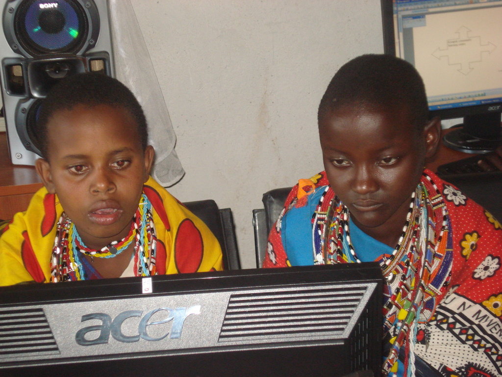 Reaching Out to the Maasai with ICTs