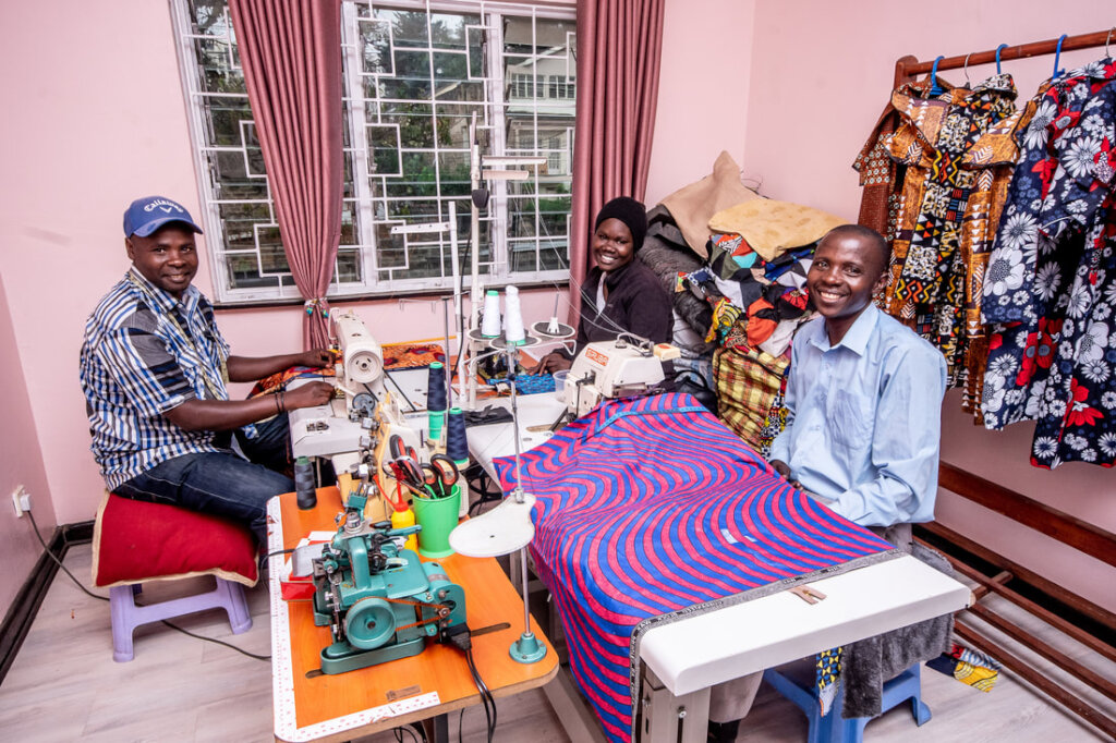 Empower young entrepreneurs in Kenya