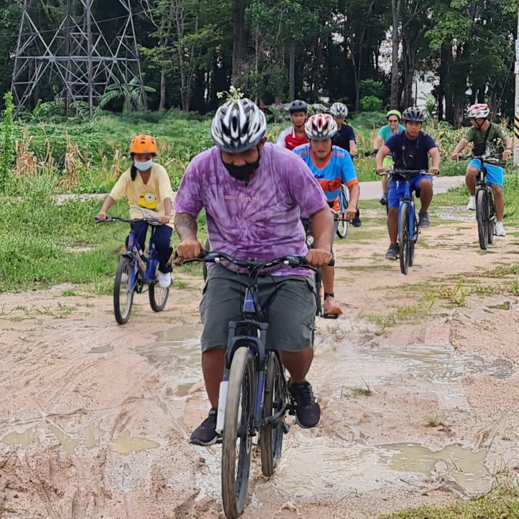 Hand to Hand 800km Bike Ride