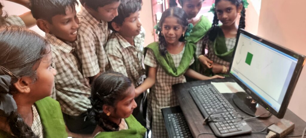 Children learning computers