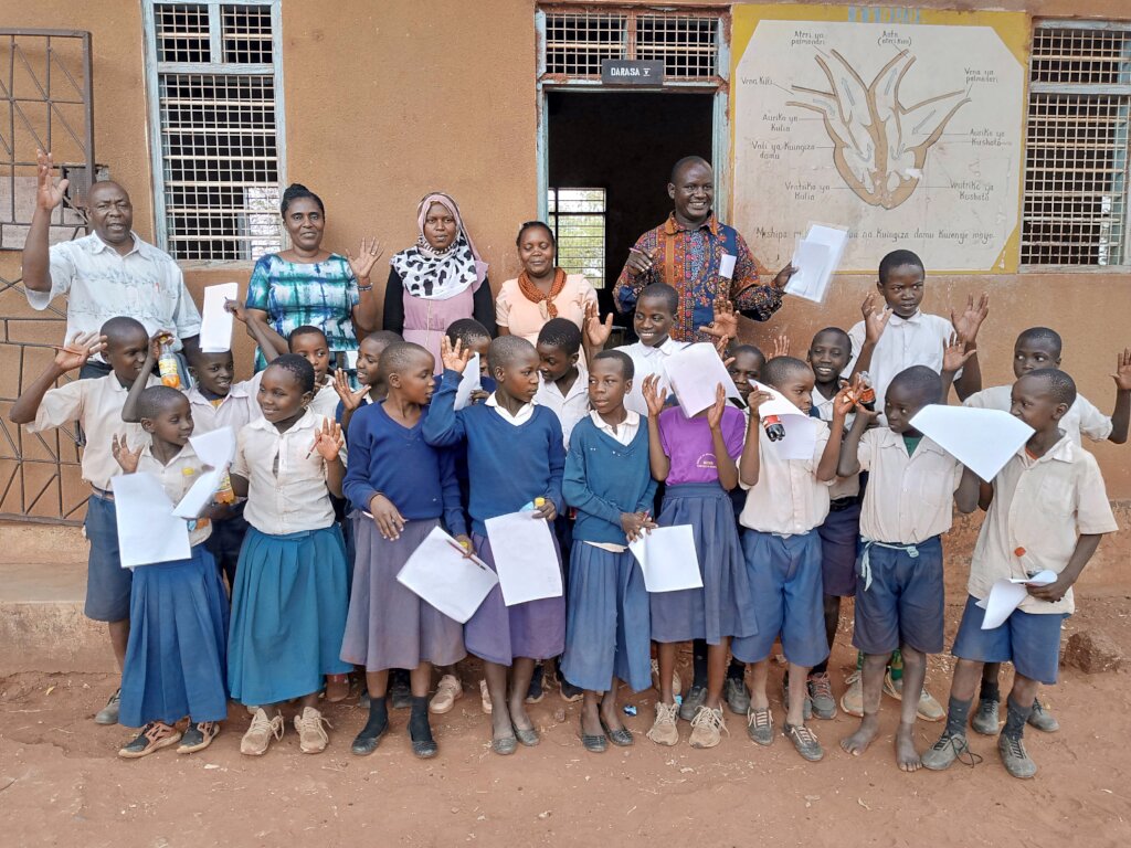 AID FOR 100 CHILDREN IN TANZANIA