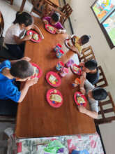Happy diners!