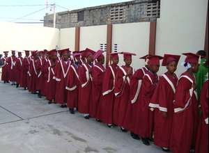 Les Bons Samaritain Graduates