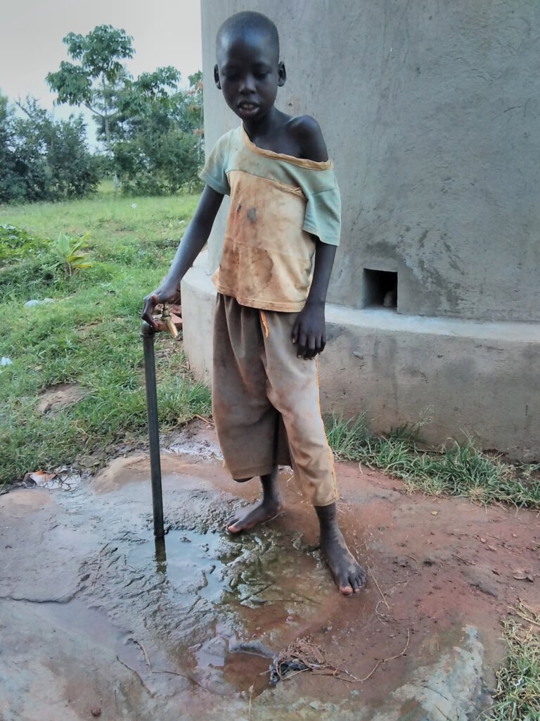 A disabled child looking for driving water