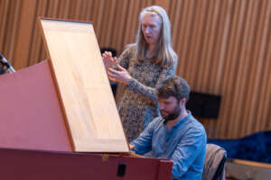 Vlad & Lynda tuning at the sessions