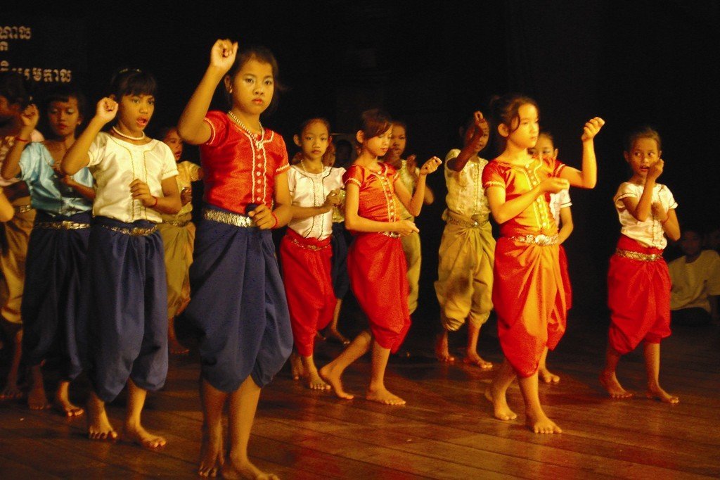 Summer Arts Camp for Orphans 2010 - Cambodia