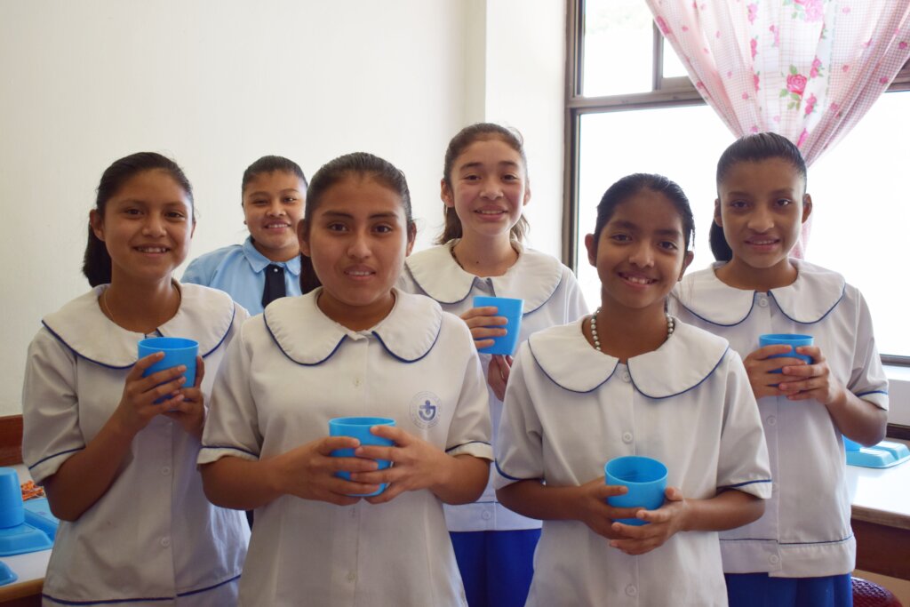 Provide fresh water for poor girls in Guatemala