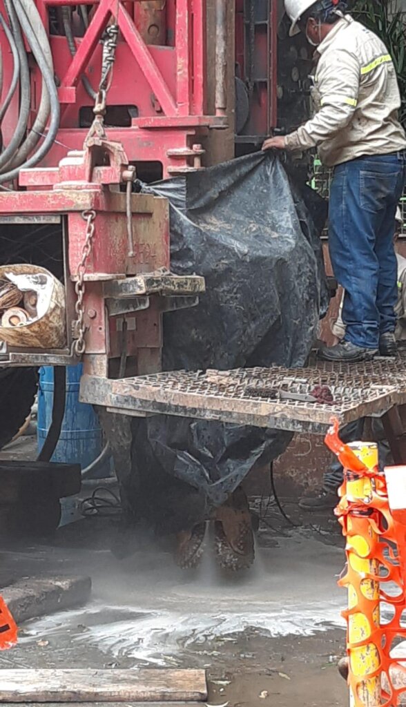 Provide fresh water for poor girls in Guatemala