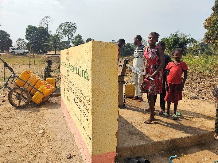 Provide healthy water & food for 5,953 children