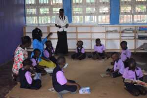 Teachers help out on reading