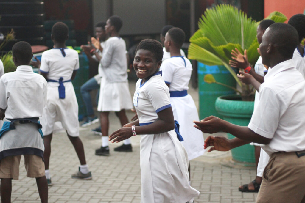 Support the rights of 125 children to education