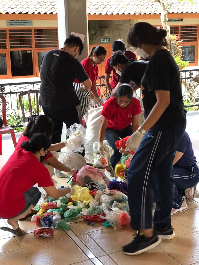 Cash For Trash & Waste Education for 200 Families