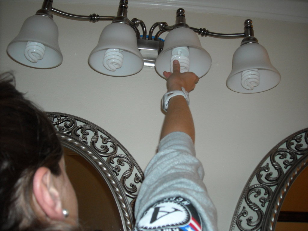 Relieve Electricity Costs for 1000 Gulf Residents